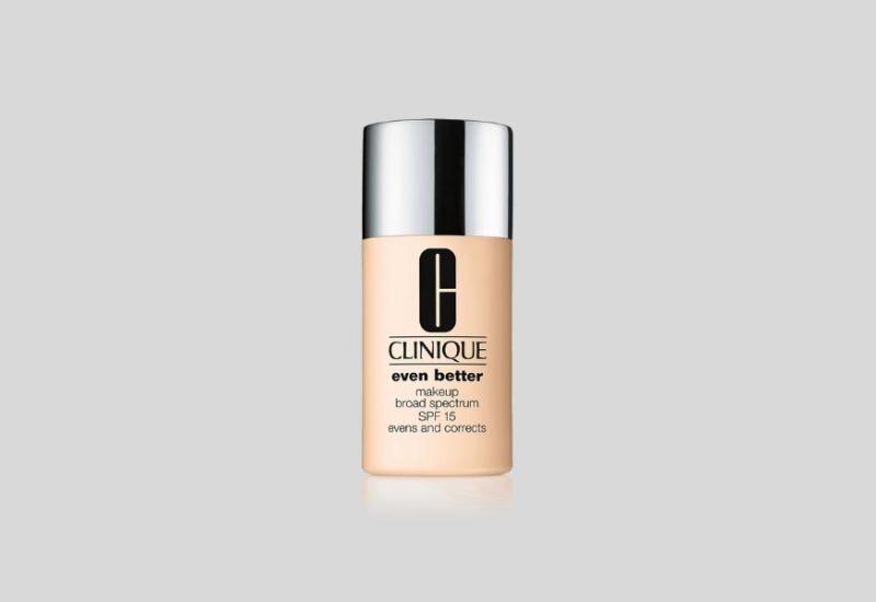 Clinique Even Better Makeup SPF 15 - Top 10 pudera za zrelu kožu koji brišu godine kao photoshop